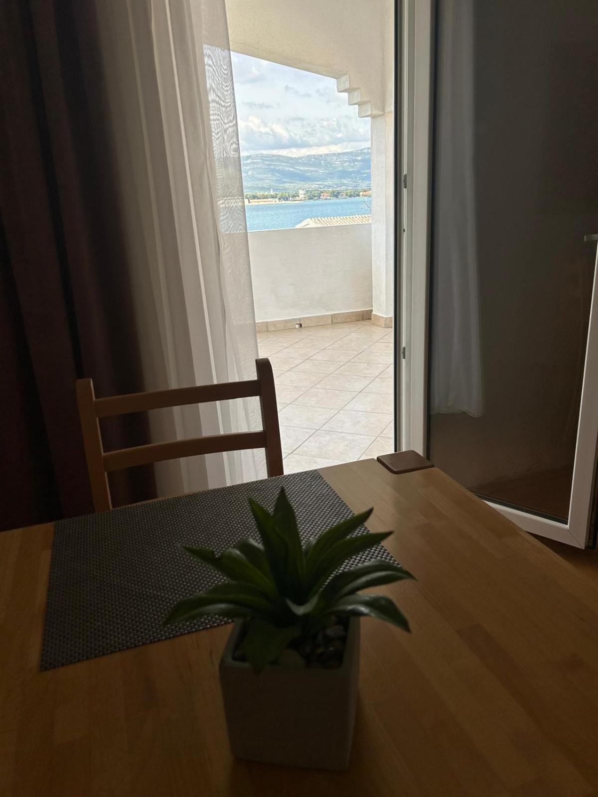 טרוגיר Apartmani Grgic מראה חיצוני תמונה