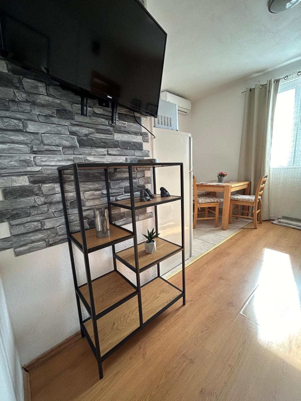 טרוגיר Apartmani Grgic מראה חיצוני תמונה
