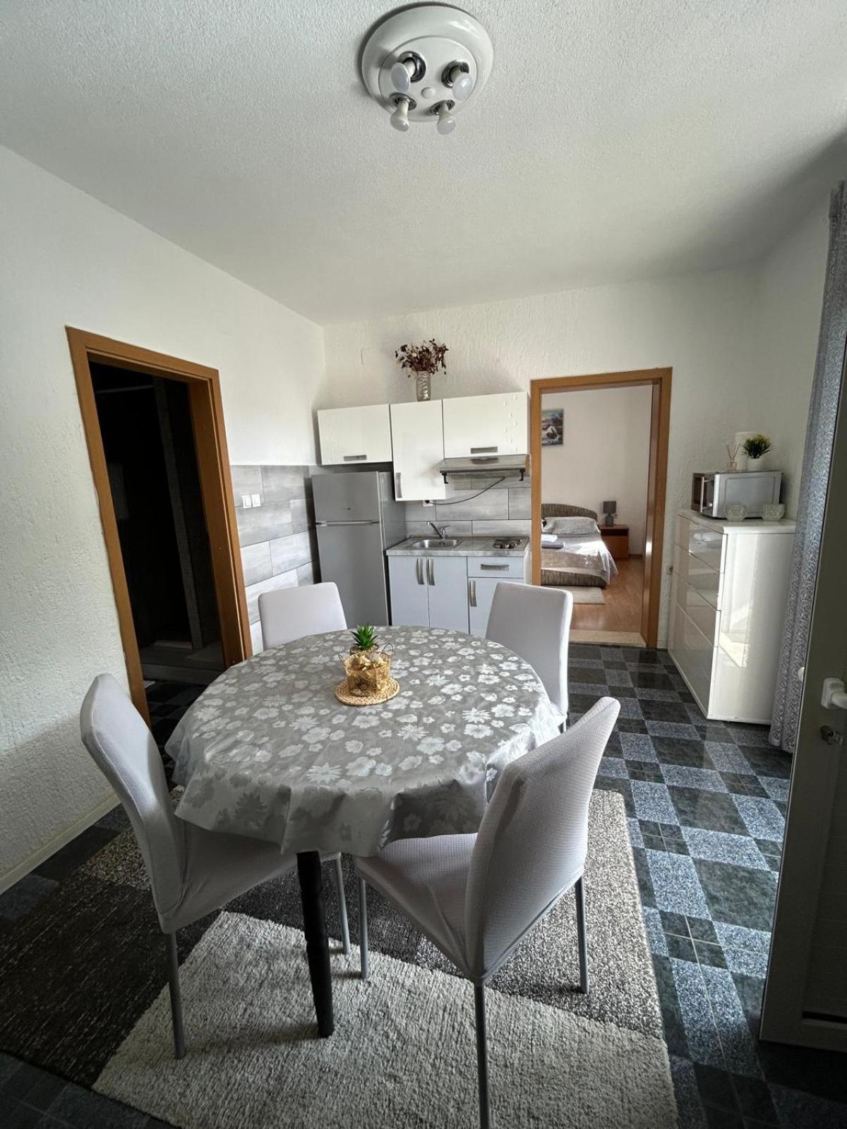 טרוגיר Apartmani Grgic מראה חיצוני תמונה